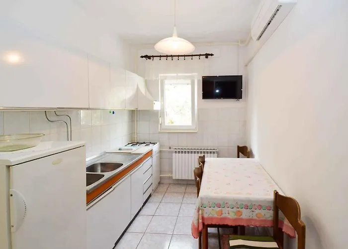 In With Two-bedrooms 3 Lägenhet Pula