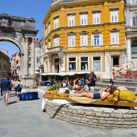 Apartamento In Pula With Two-bedrooms 3 *